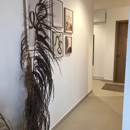 아파트 Helikon 케츨리
