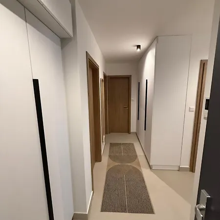 Helikon Apartamento *